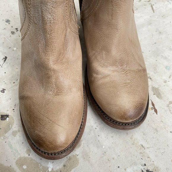 Freebird Rose Embroidered Leather Cyrus Boots, Size 8 - Picture 3 of 7